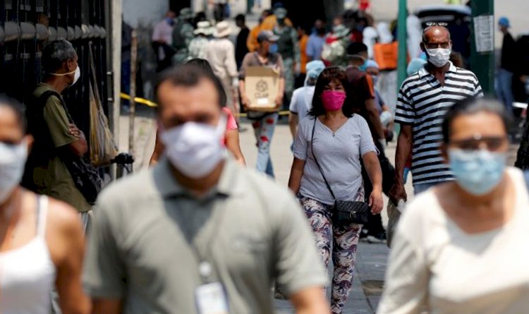 Câmara aprova uso obrigatório de máscara nos locais públicos em todo o país.