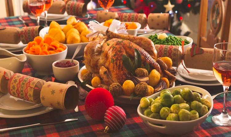 Saiba aproveitar os festejos de final de ano sem excessos na alimentação.